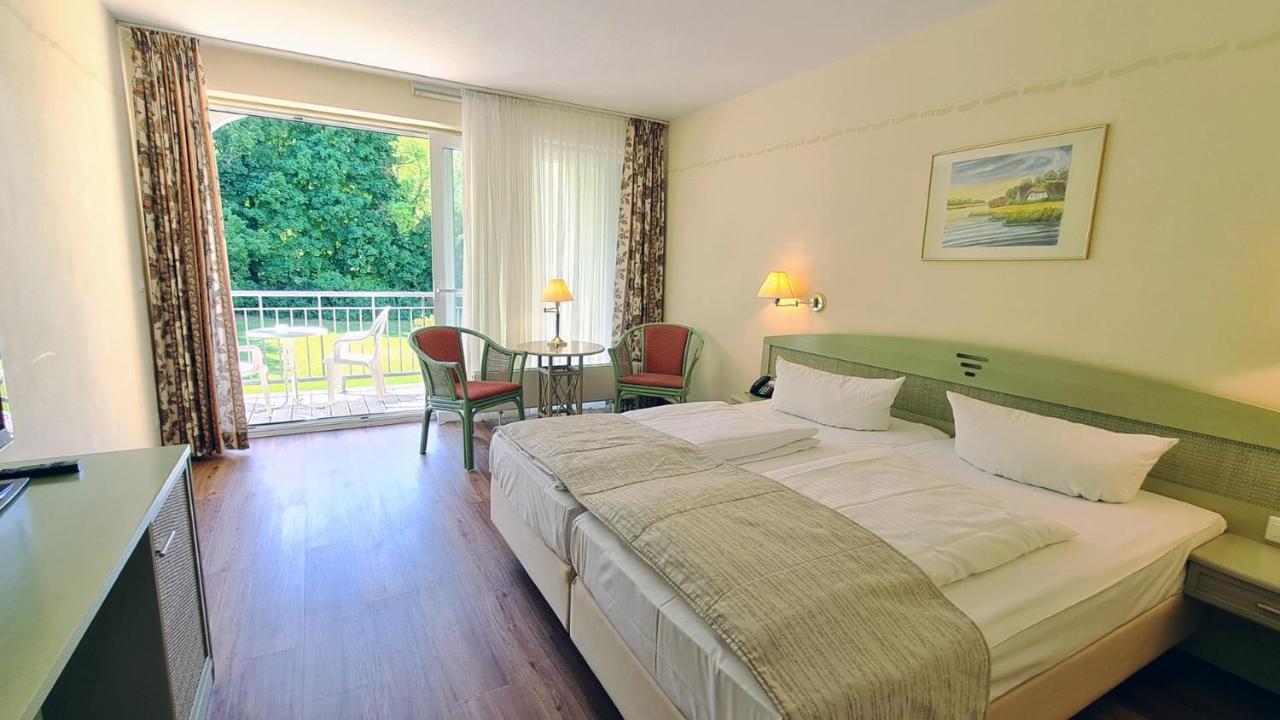 Seehotel Schloss Klink Exterior photo
